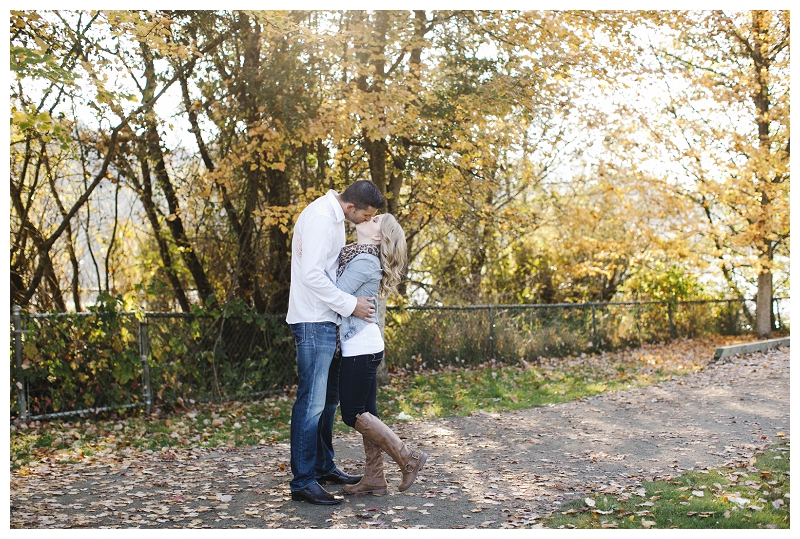 Deer Lake Park Fall Engagement Photos-9