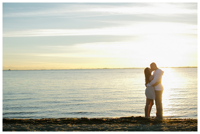 crescent beach surrey sunset engagement photographer-0018