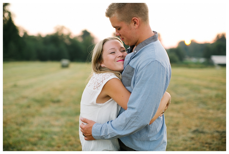 langley farm couples portraits country field at sunset-0037