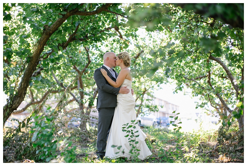 walnut beach adega winery osoyoos okanagan beach destination wedding photographer_246