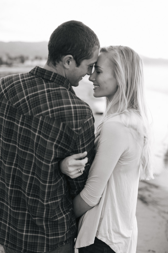 Intimate destination wedding photographer ll santa barbara engagement -14