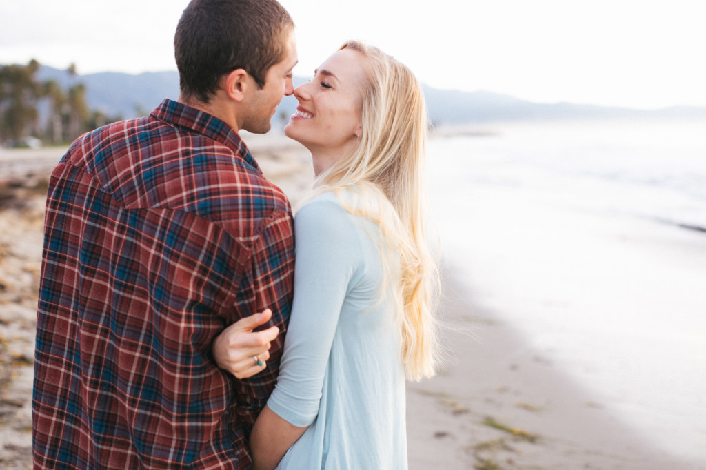 Intimate destination wedding photographer ll santa barbara engagement -15