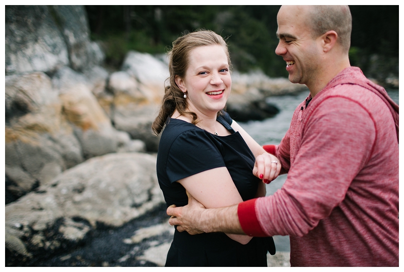 lighthouse park engagement photos-11