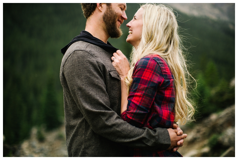 moraine lake, banff national park engagement photographer_015