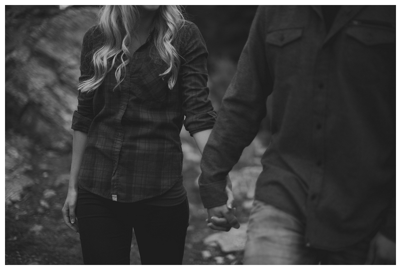 moraine lake, banff national park engagement photographer_017