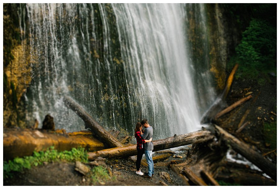 bridal falls, engagement photographer